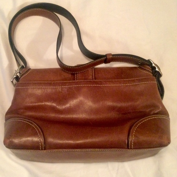COACH LEATHER BAG. IMMACULATE CONDITION. - Picture 2 of 6